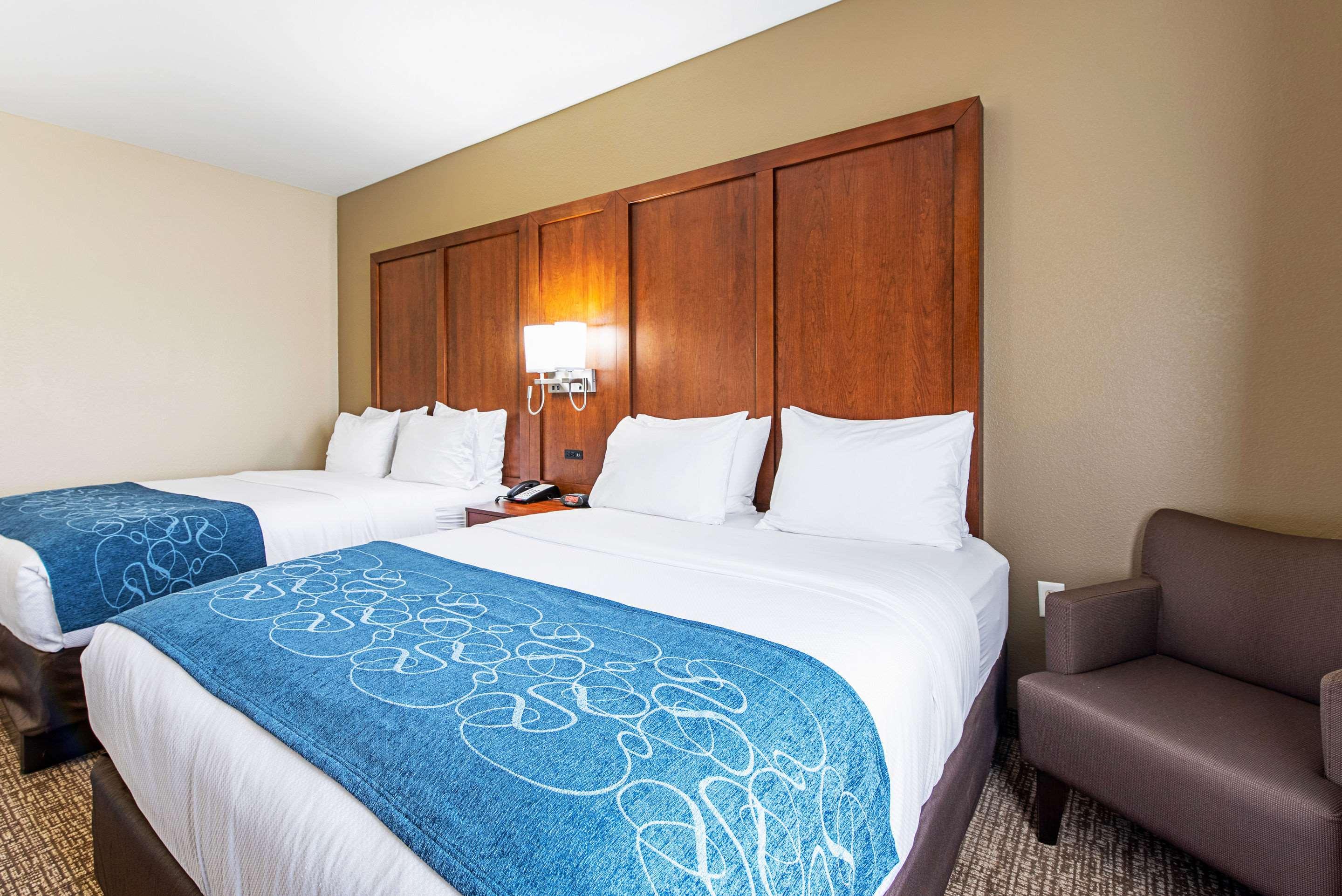 Comfort Inn & Suites Pine Bluff Exteriör bild