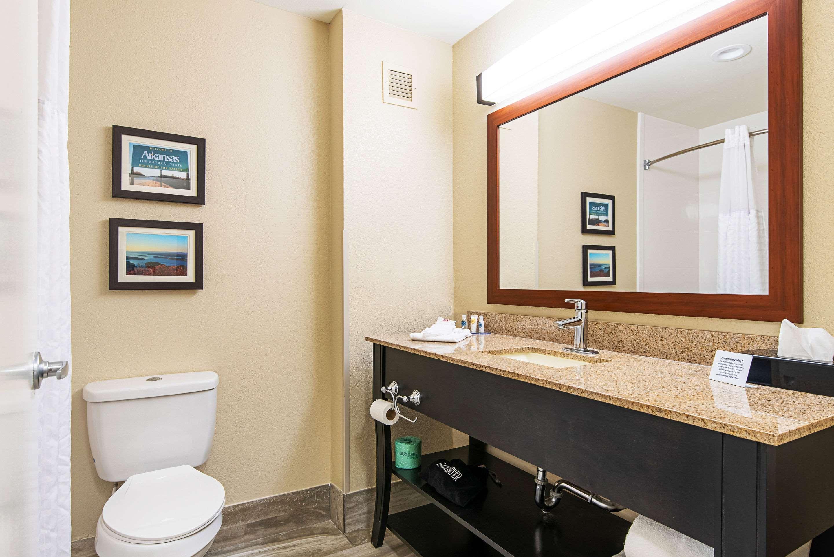 Comfort Inn & Suites Pine Bluff Exteriör bild