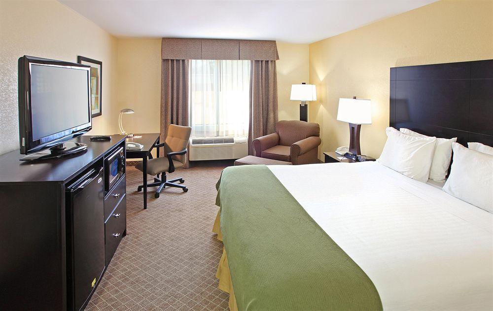 Comfort Inn & Suites Pine Bluff Rum bild
